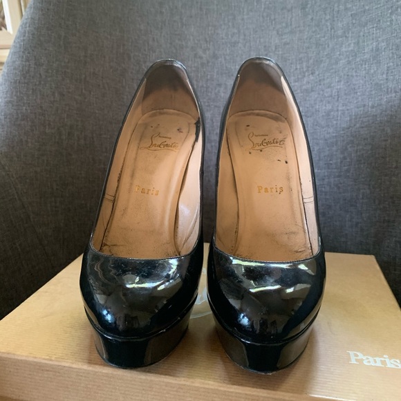 Louboutin Bianca Patent Leather Heels - Picture 8 of 14